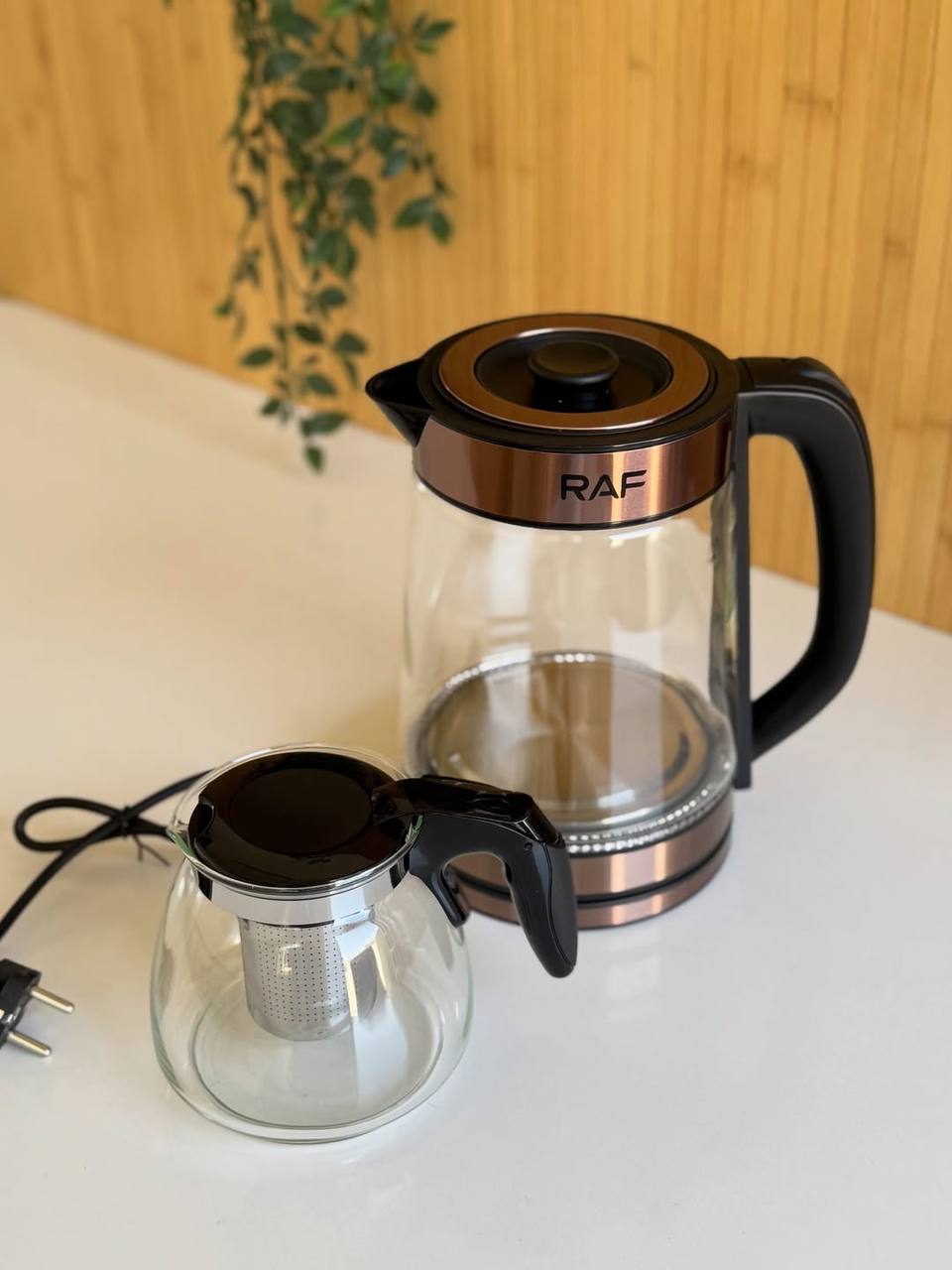 Bouilloire électrique et théière RAF