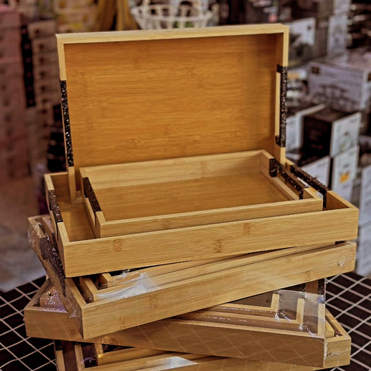 Ensemble de plateaux en bois avec poignées décoratives ✨