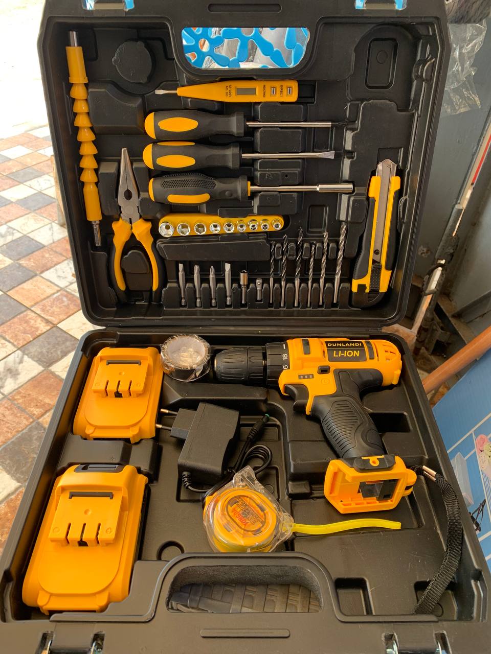 Visseuse professionnel avec 2 batterie