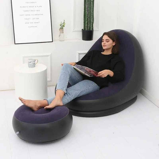 Sofa confortable avec repose-pieds en air