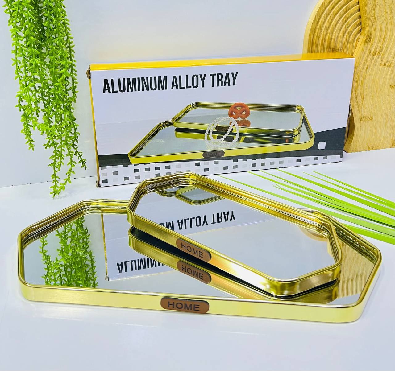 Lot de 2 plateaux en alliage d’aluminium doré avec surface miroir, design élégant et moderne