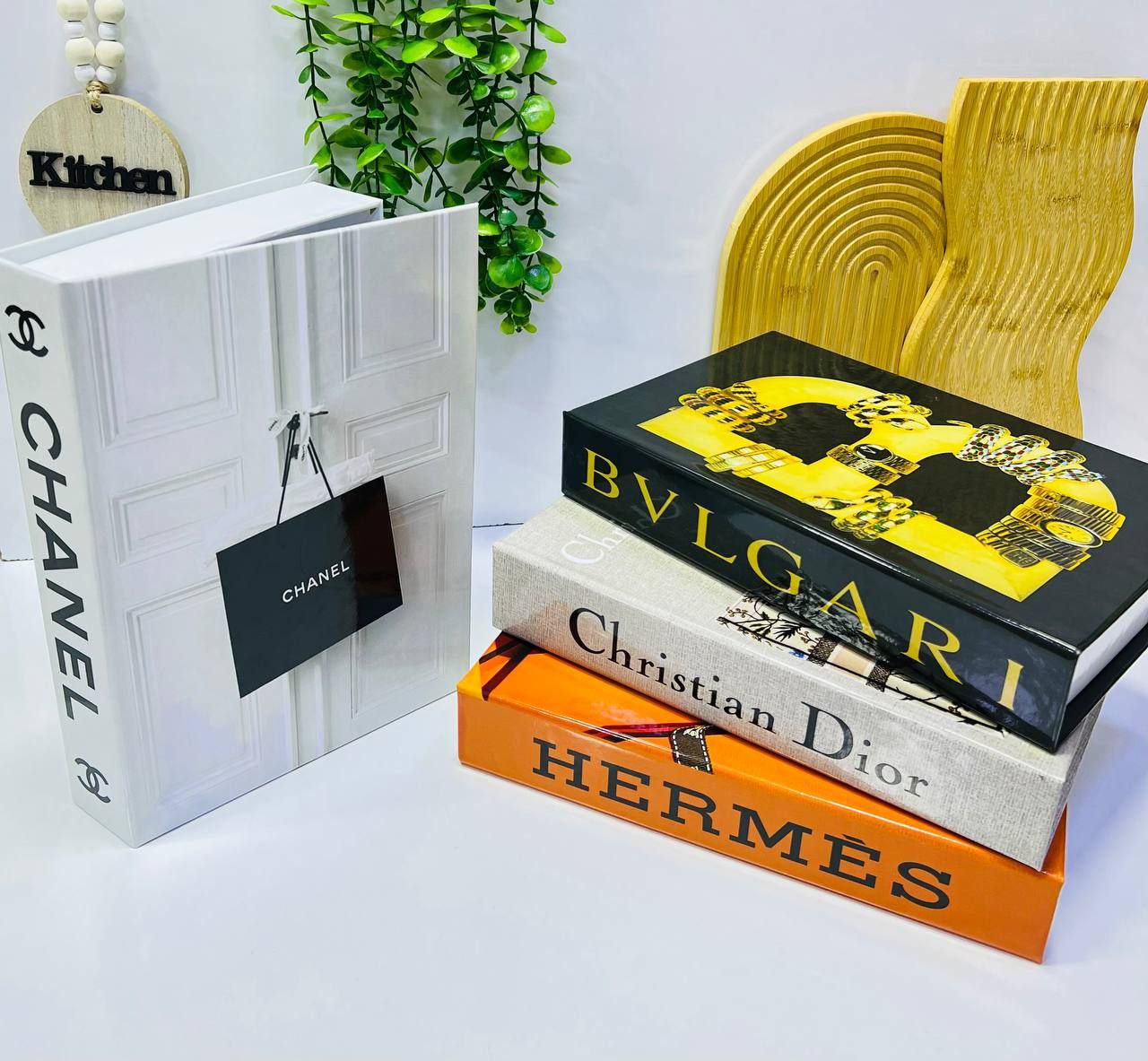 📚✨ Livres décoratifs luxe (Chanel, Dior, Hermès, Bvlgari) – parfaits pour embellir votre intérieur avec élégance